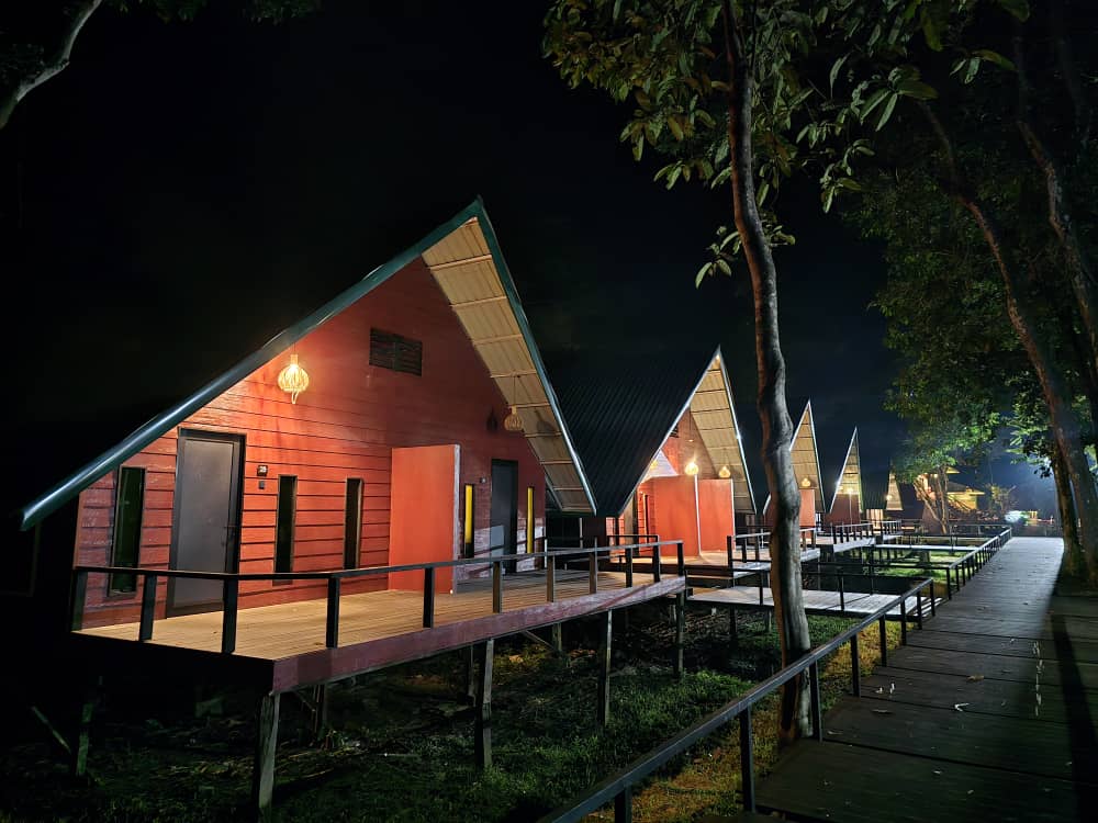 4D3N SANDAKAN ADVENTURE : WILDLIFE, RAINFOREST & CAVE - Image 9